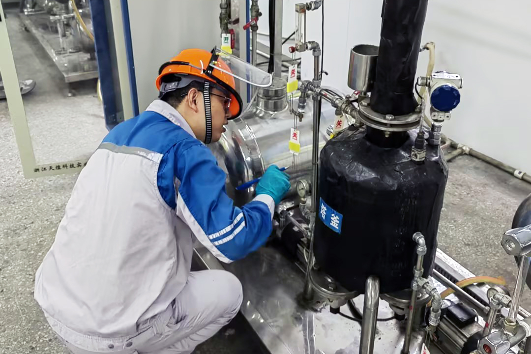 16980505308265691EPy.jpg 16980505308265691EPy.jpg